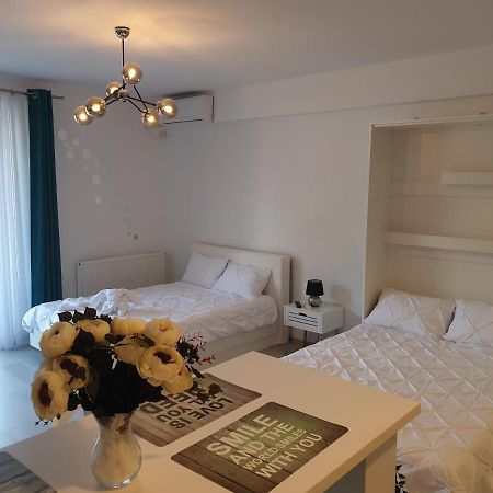 Delux Studio Mamaia Nord Нэводари Экстерьер фото